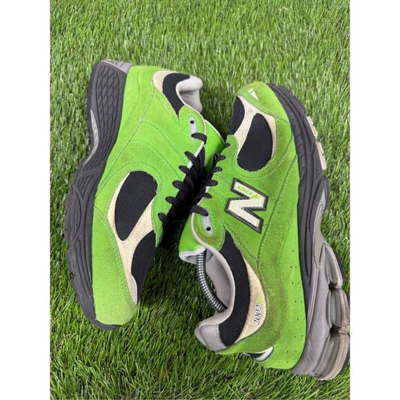 Size 10.5 - New Balance 2002R Good Vibes Pack - Green Apple Suede (M2002RGZ) - Picture 6 of 9